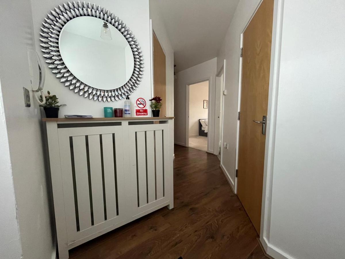Kent, Dartford Station Apartments ภายนอก รูปภาพ